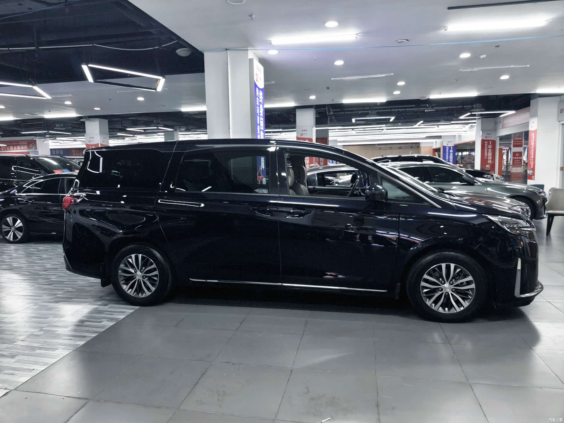 Buick GL8, 2023 9