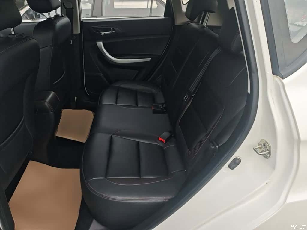 Changan CS35, 2016 17