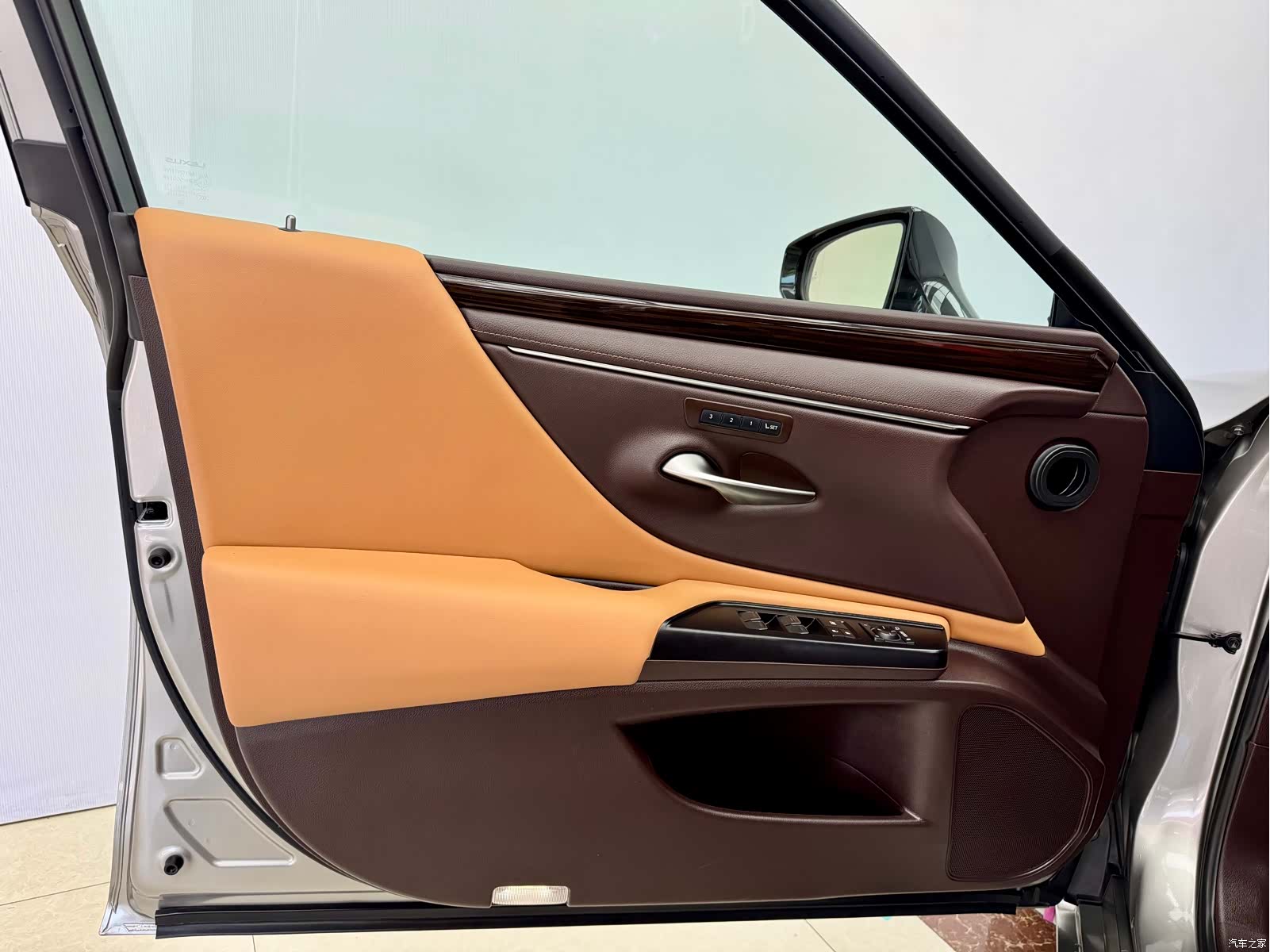 Lexus ES, 2021 8
