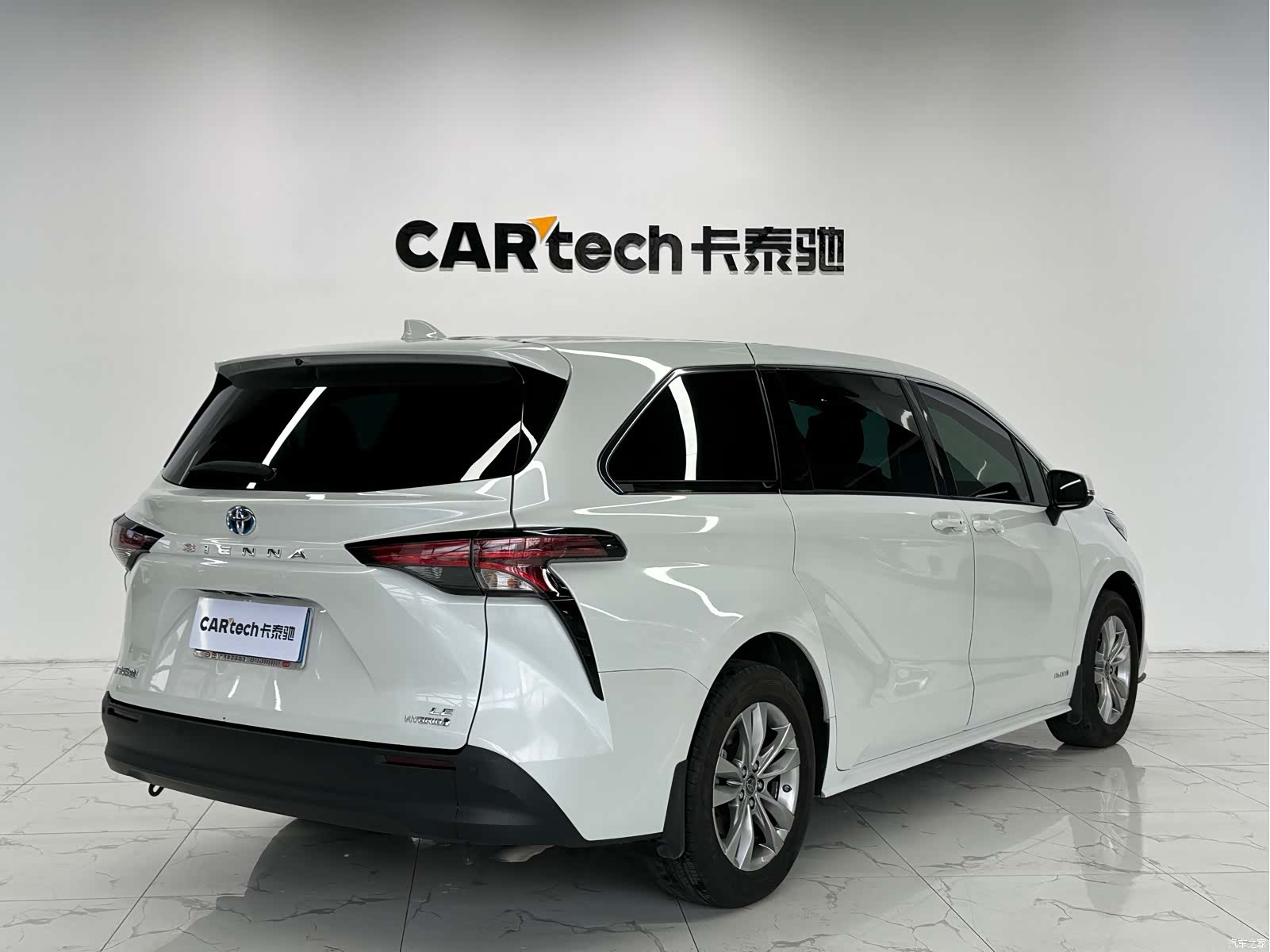Toyota Sienna, 2023 4