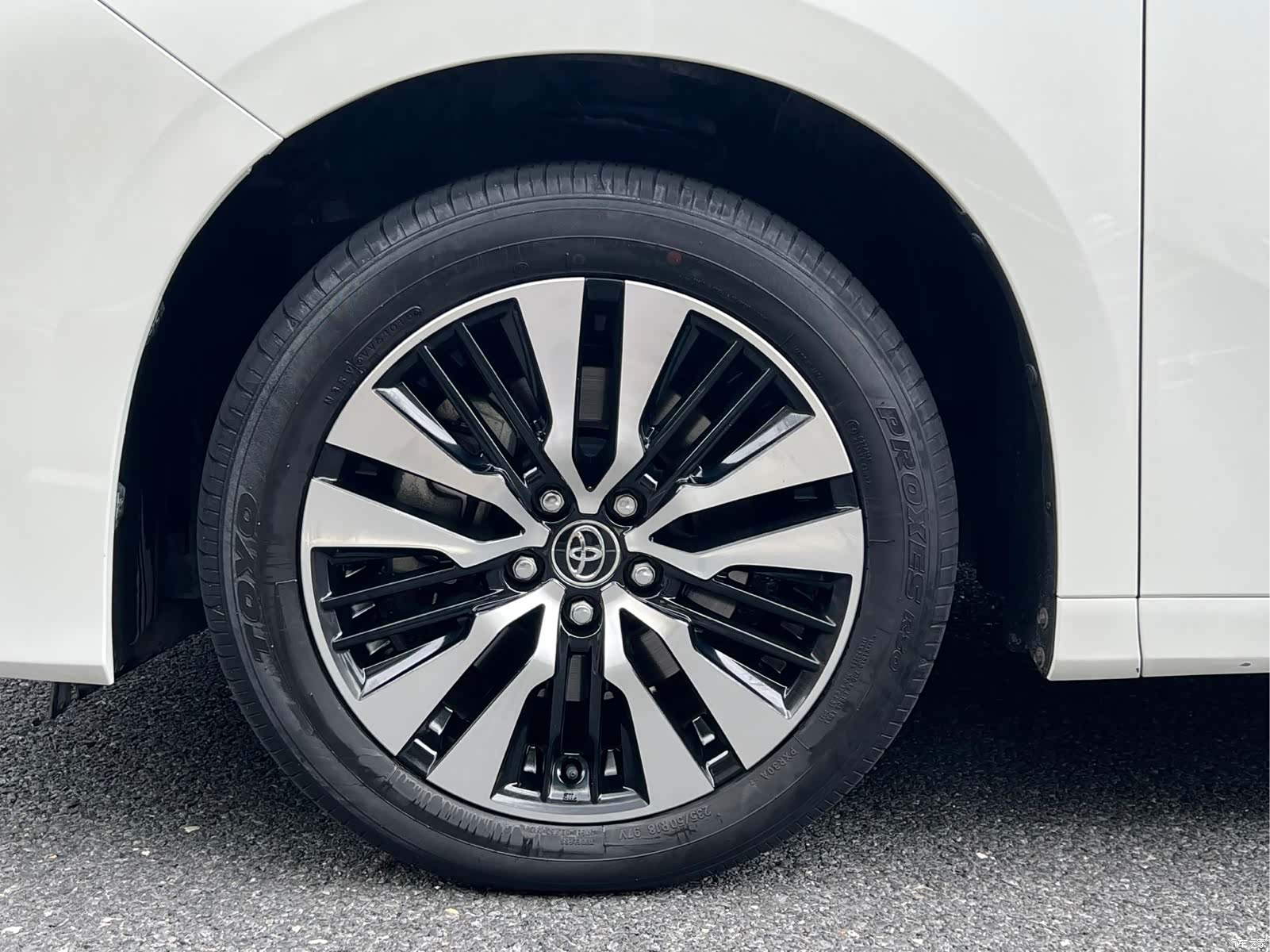 Toyota Alphard, 2018 19