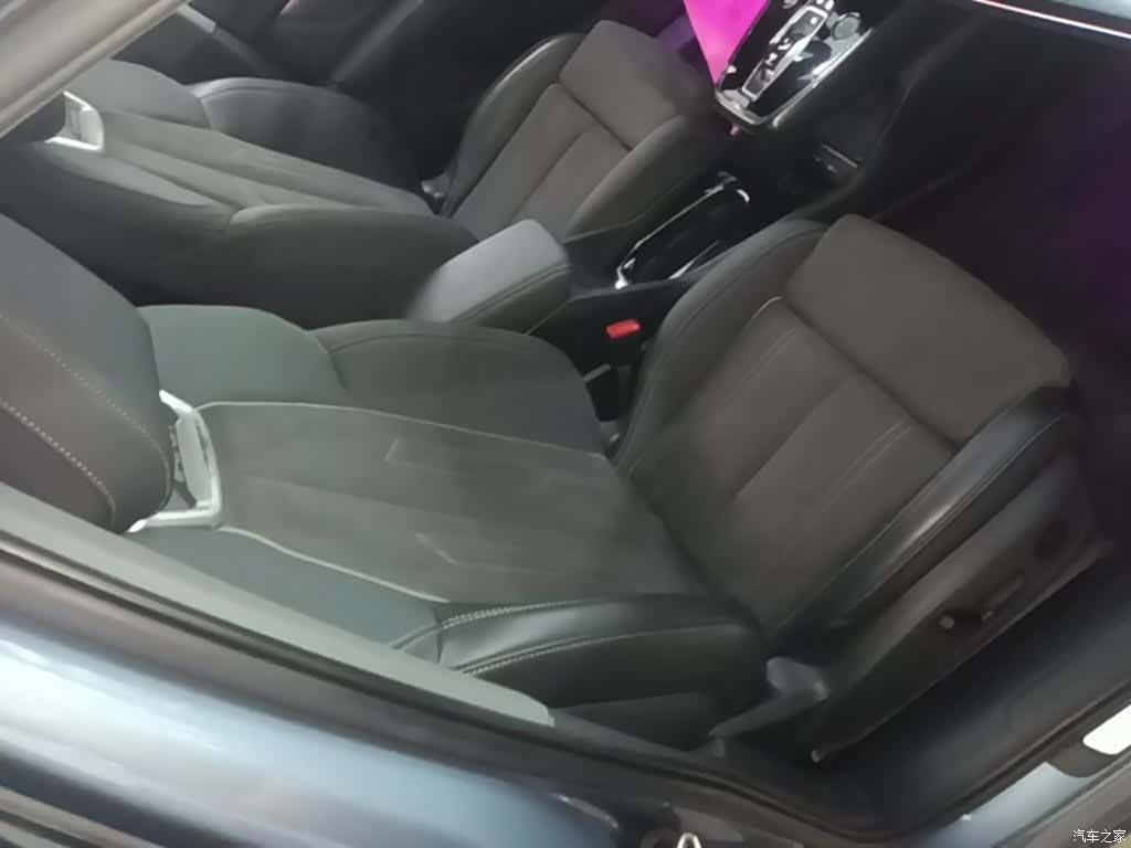 Audi Q4 e-tron, 2023 25