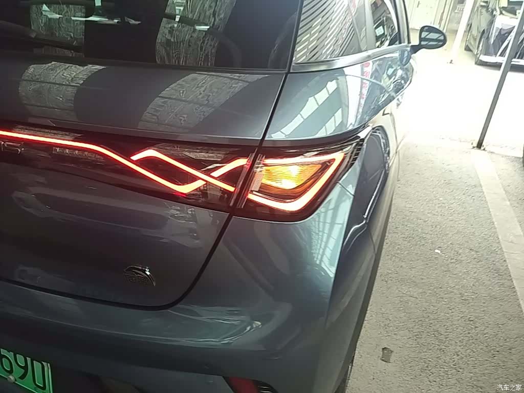 BYD Dolphin, 2023 8