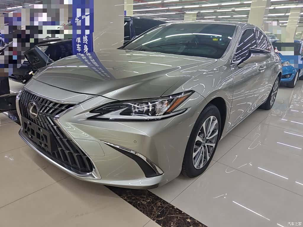 Lexus ES, 2023 2