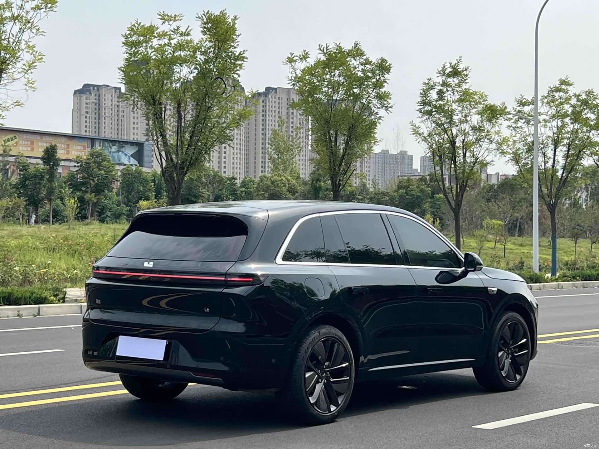 Li Auto L6, 2024 7