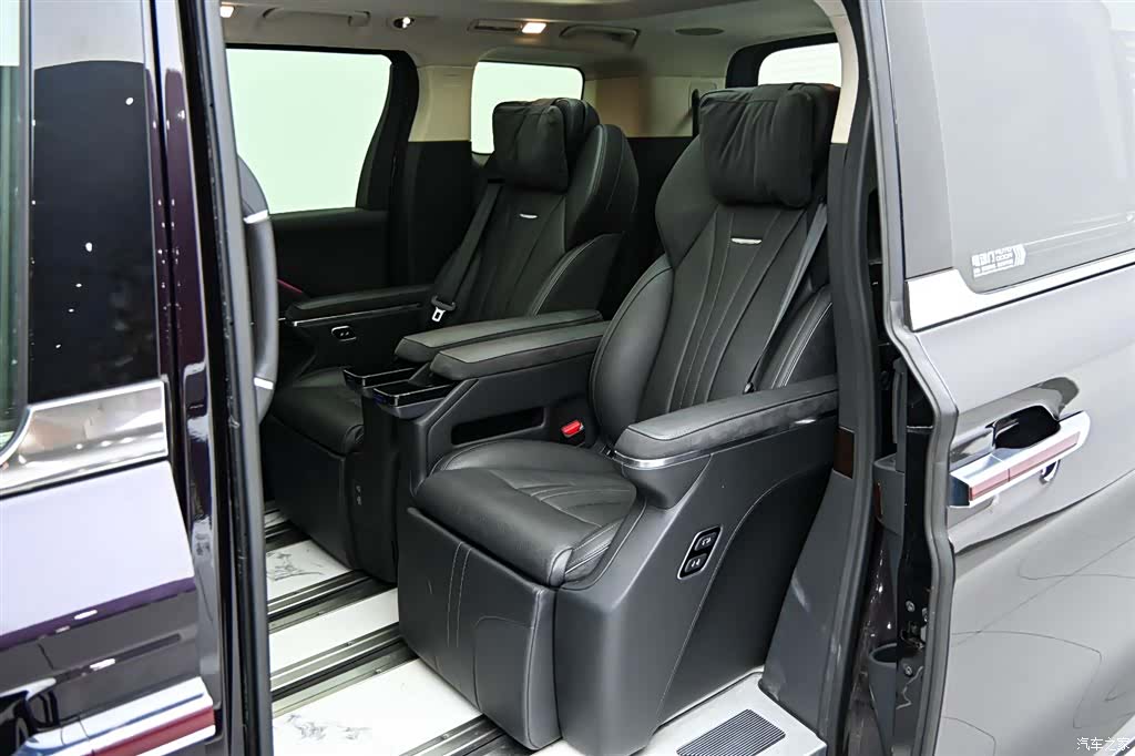 Hongqi HQ9, 2024 13