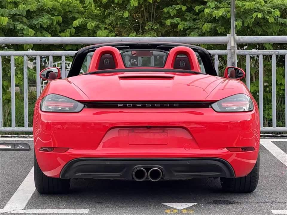 Porsche 718