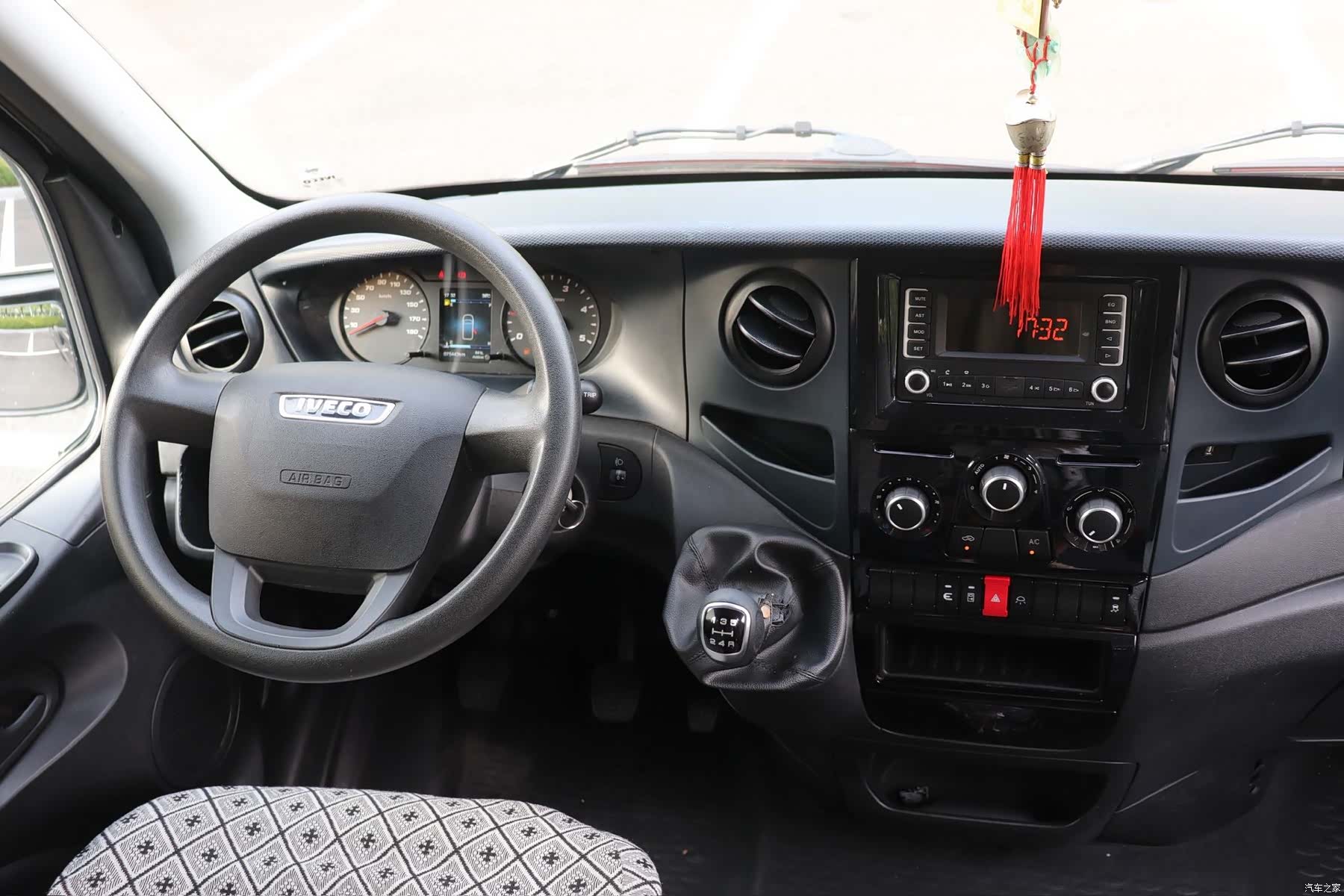 Iveco F1A, 2023 13