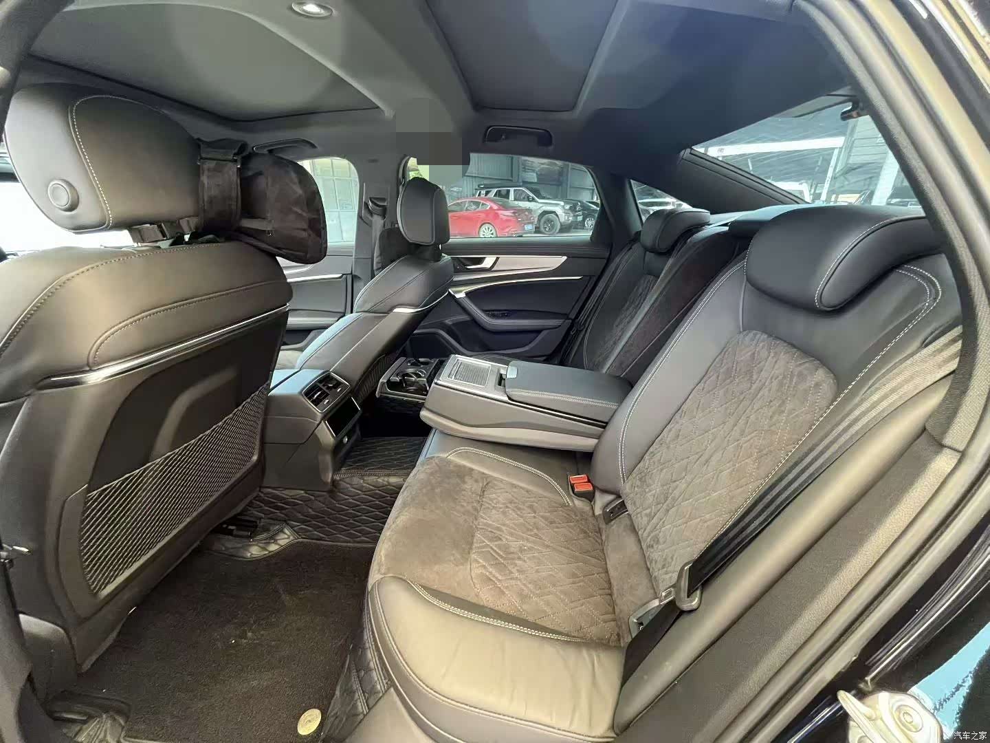 Audi A6L, 2022 все фото