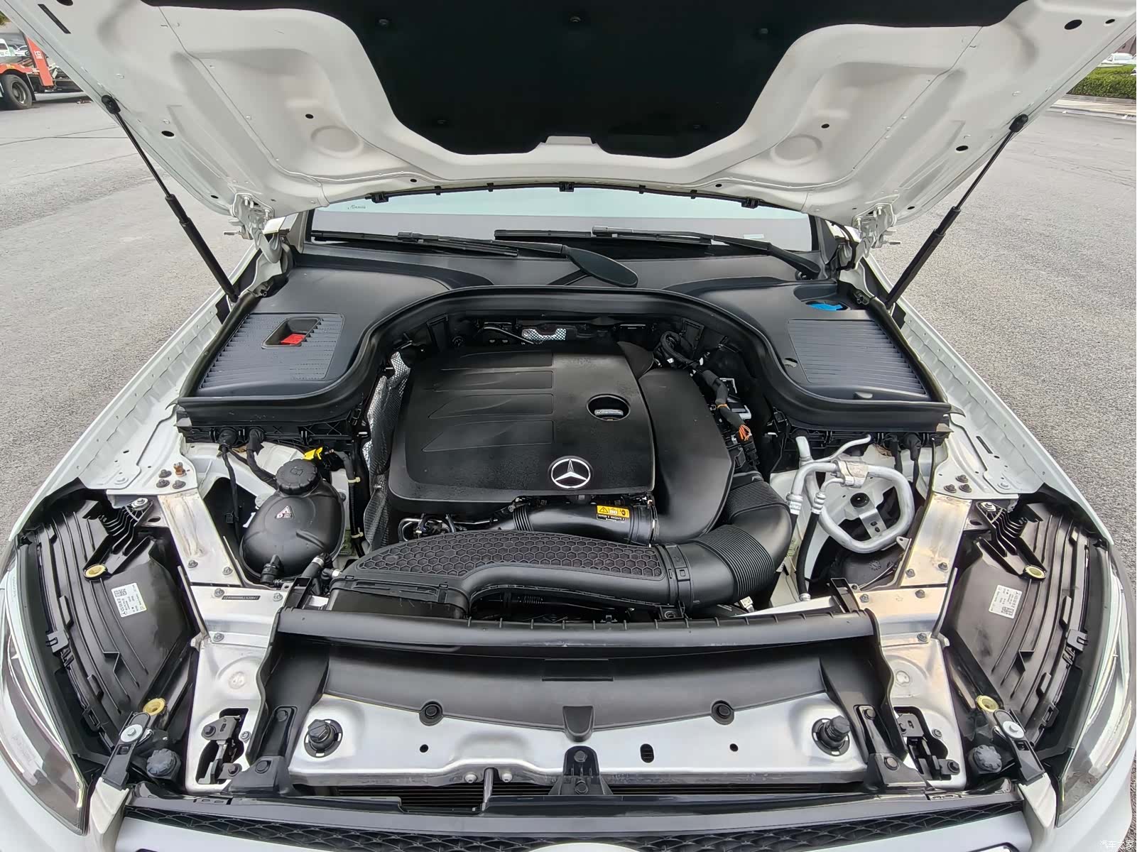 Mercedes-Benz GLC, 2020 16