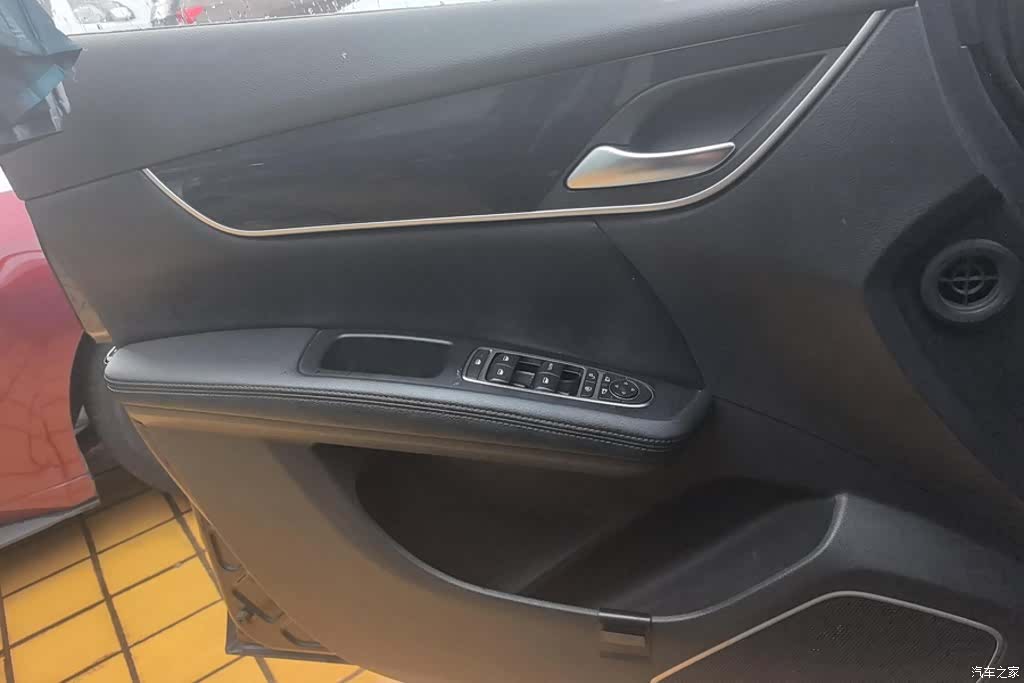 BYD Song, 2018 7