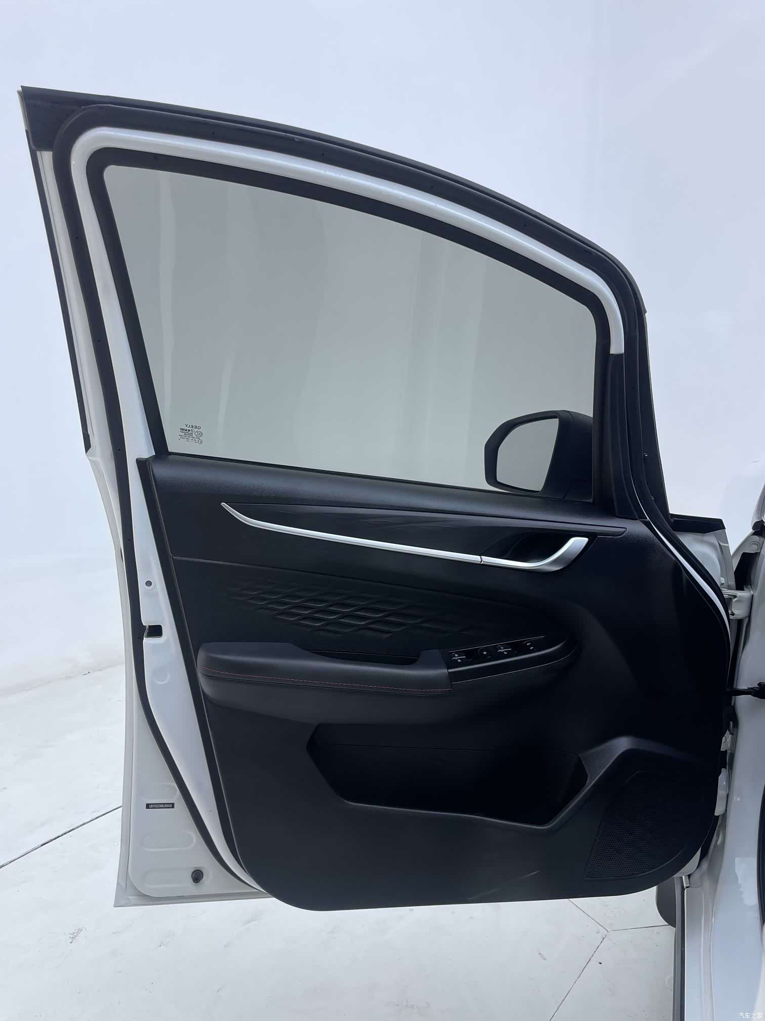 Geely X3, 2021 24