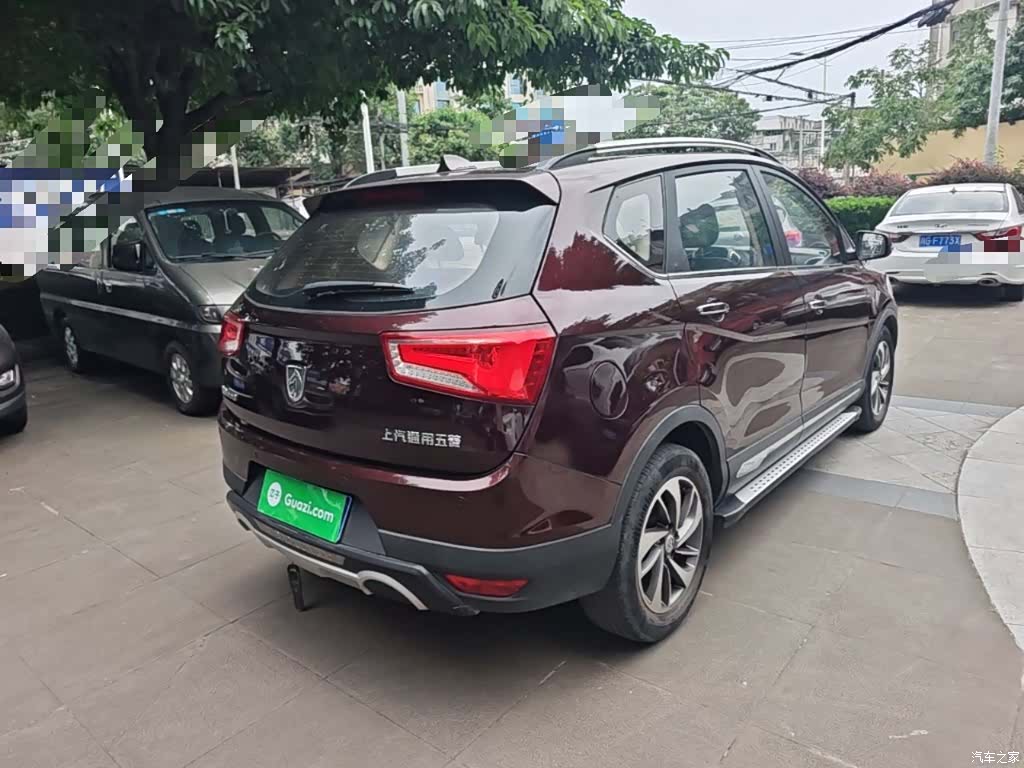 Wuling 560, 2015 7