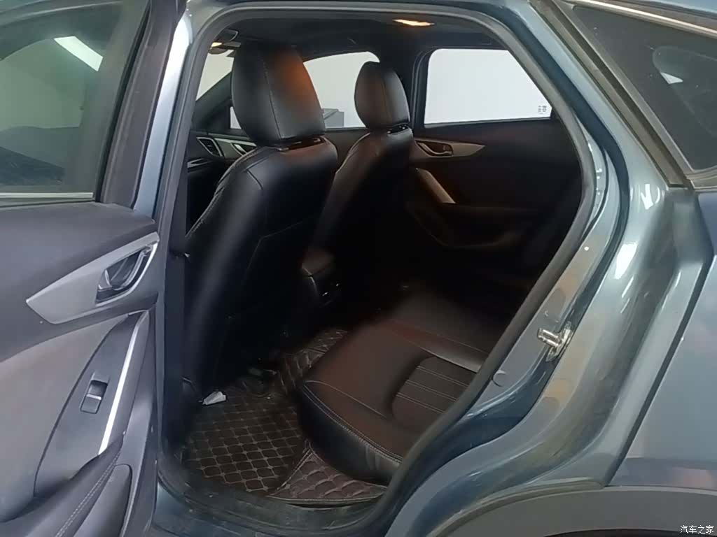 Mazda CX-4, 2018 17
