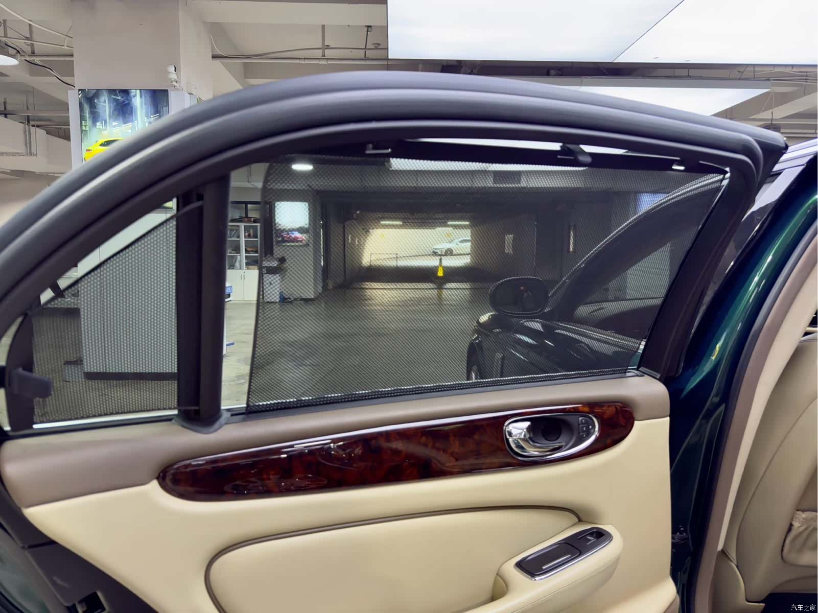 Jaguar XJ, 2006 25