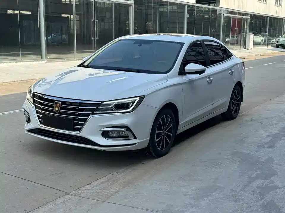 Roewe i5