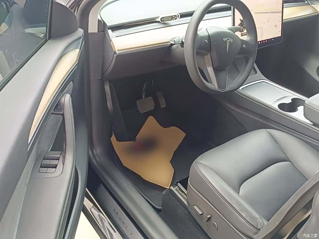 Tesla Model Y, 2021 16