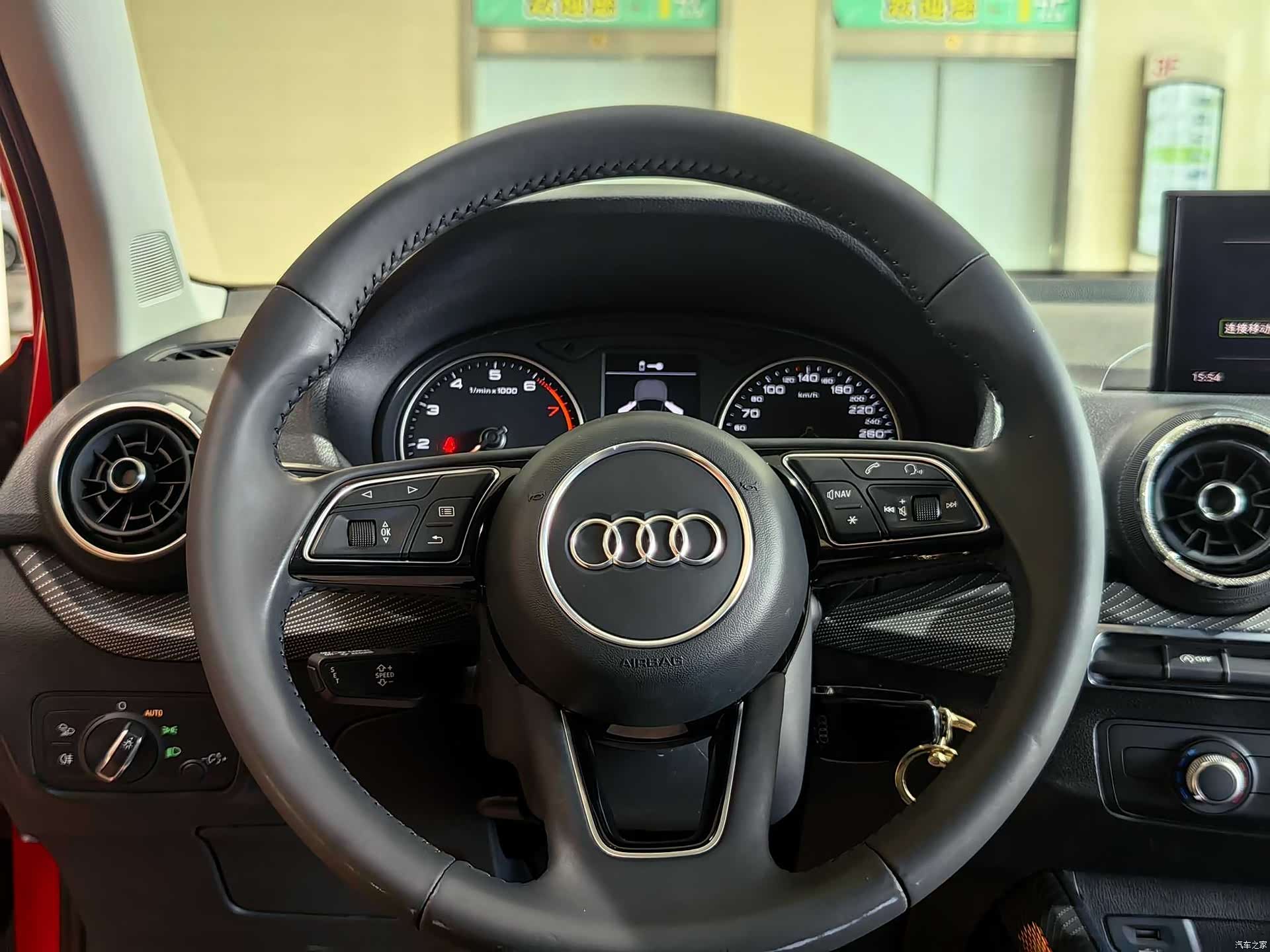 Audi Q2L, 2020 6