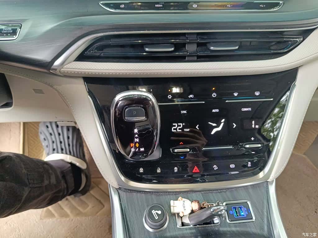 Buick GL8, 2021 15