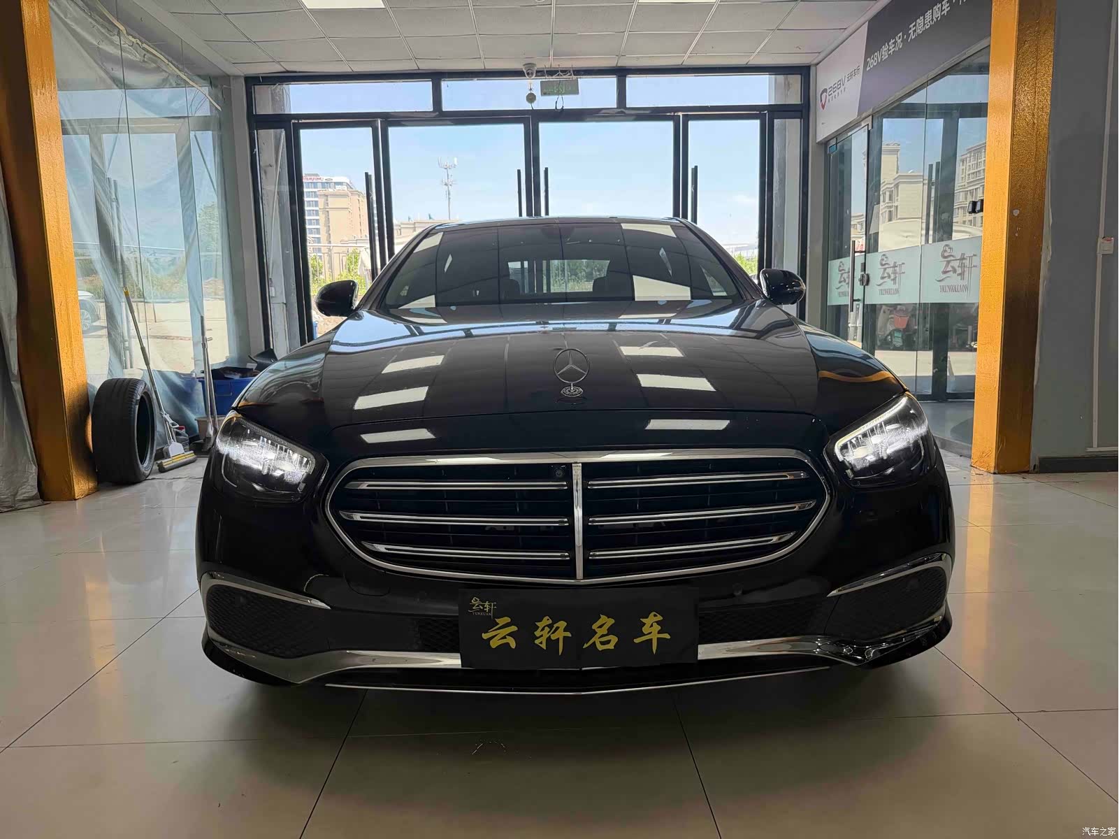 Mercedes-Benz E-Class, 2022 3