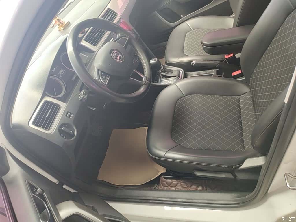 Skoda Rapid, 2019 15