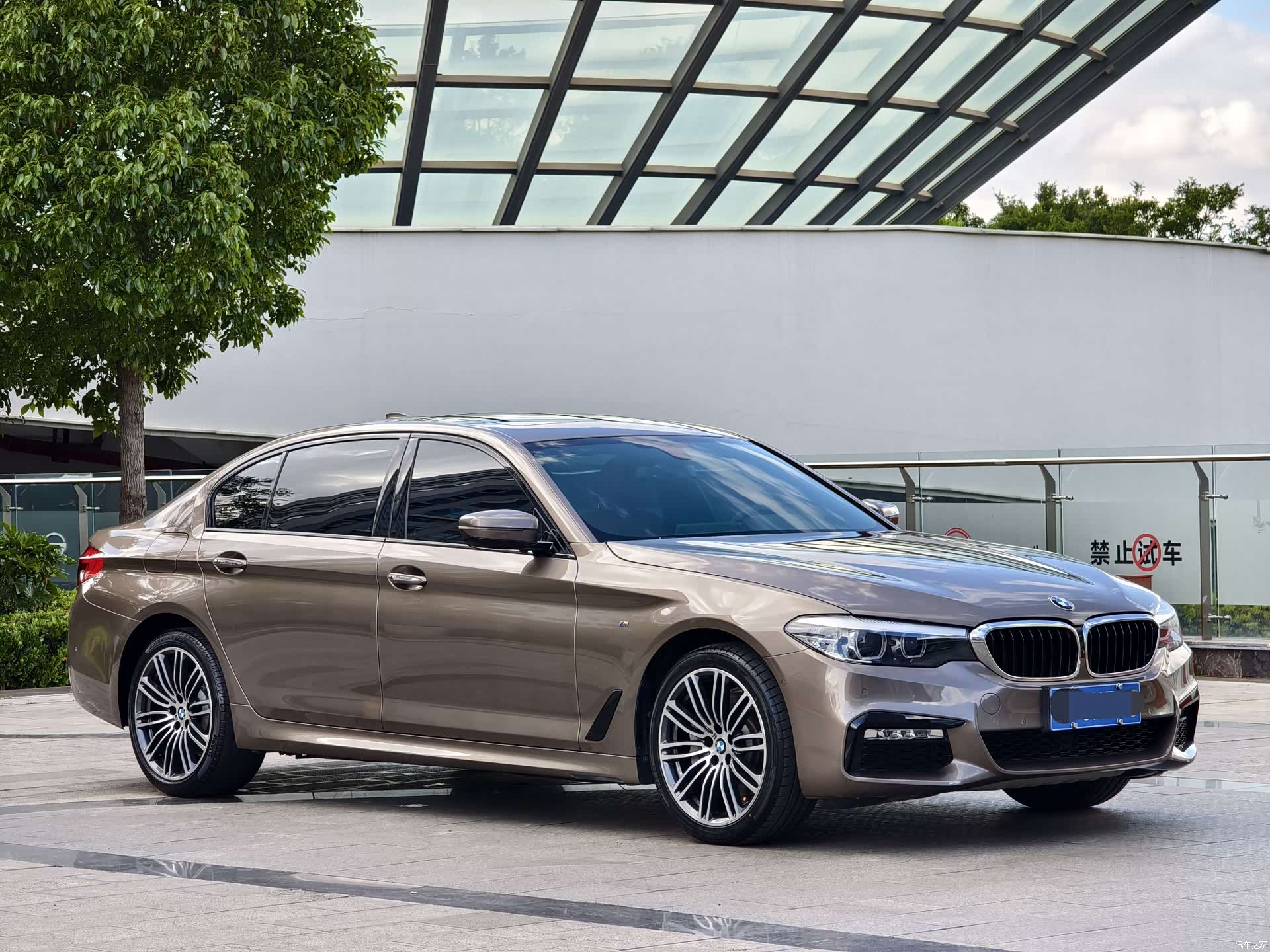 BMW 5 Series, 2018 3