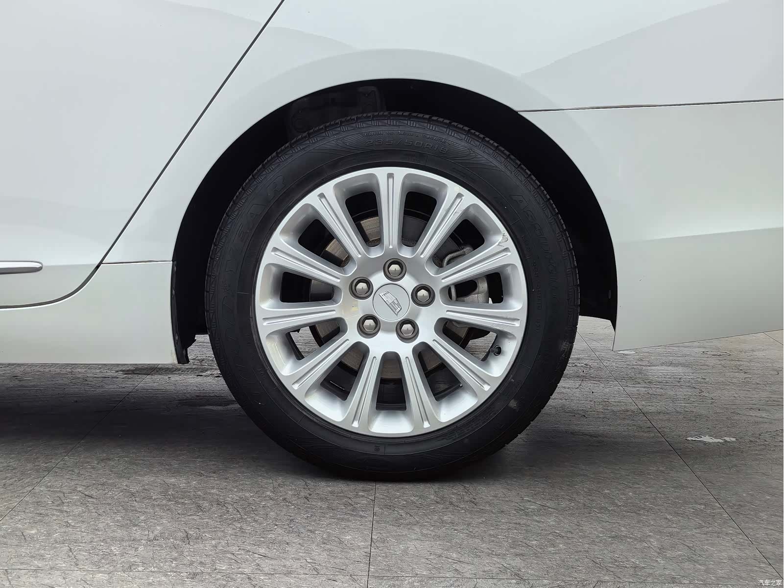 Cadillac XTS, 2017 14