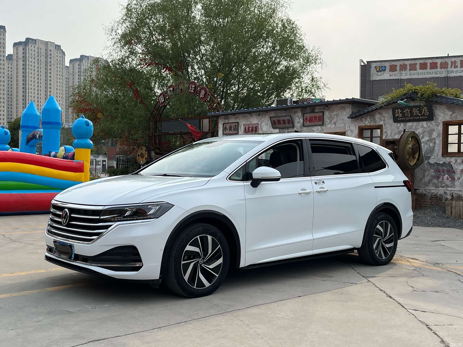 Volkswagen Viloran, 2021 3