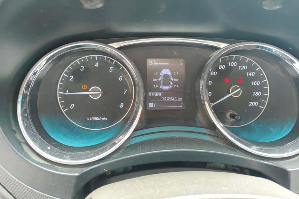Wuling Hongguang, 2017 13