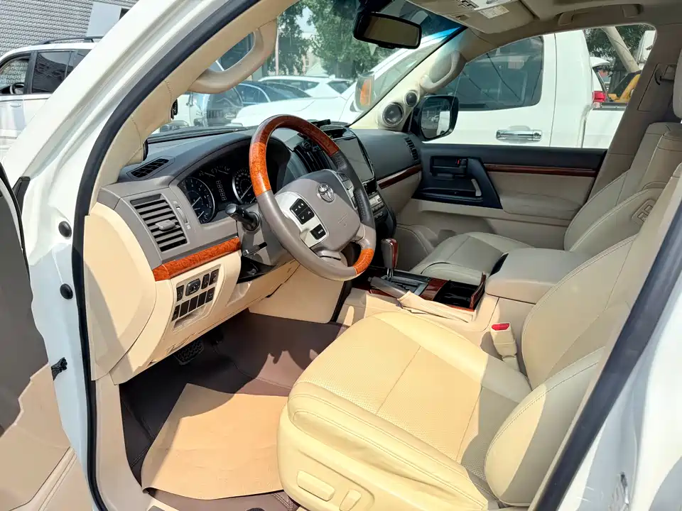 Toyota Land Cruiser Toyota Land Cruiser