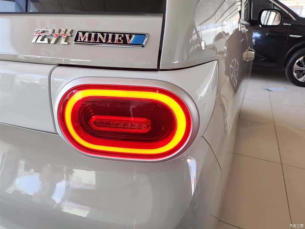 Wuling MINIEV, 2026 8