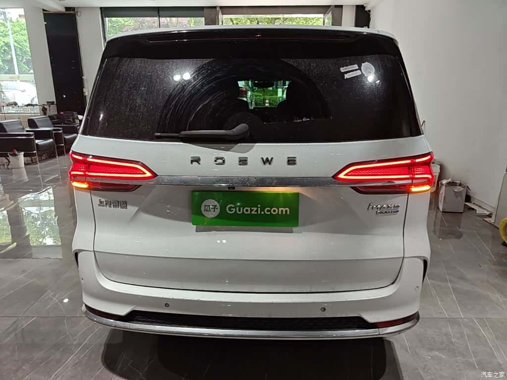 Roewe iMAX8, 2021 4