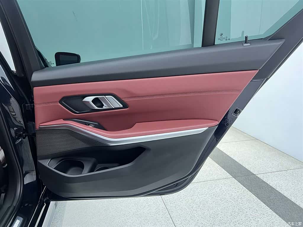 BMW 3 Series, 2023 29