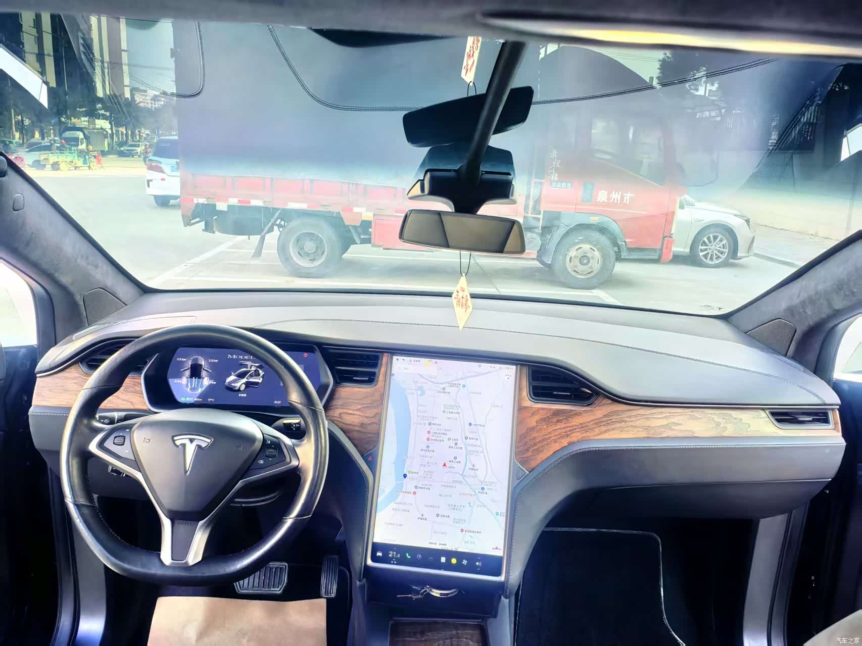 Tesla Model X, 2020 7