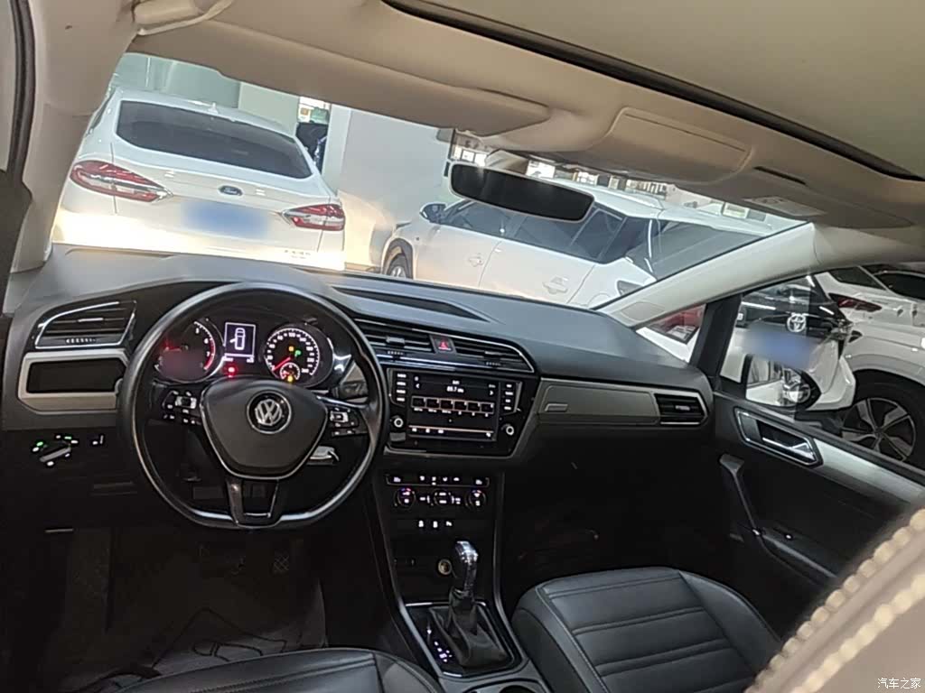 Volkswagen L, 2018 10