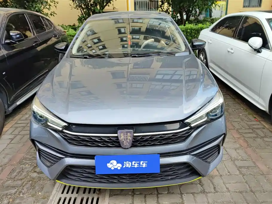 Roewe i5