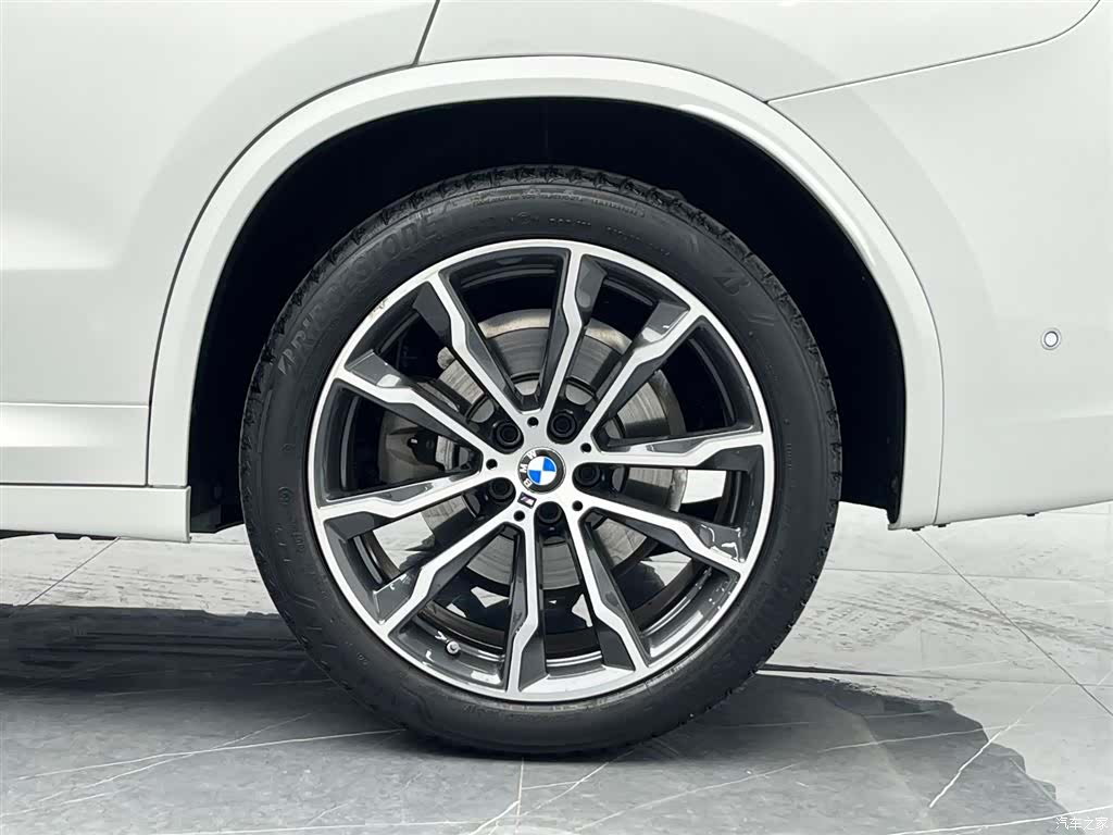 BMW X3, 2024 25