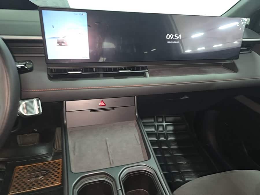 Hyundai EO Yio 2025, фото 12