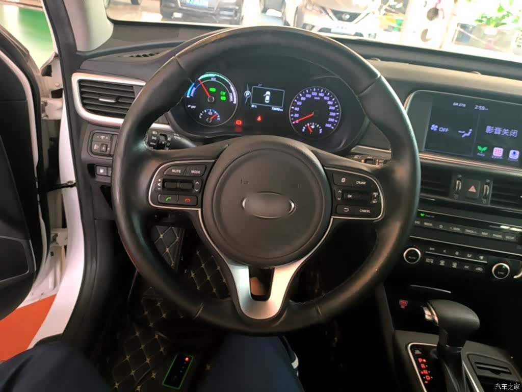 Kia K5, 2019 11