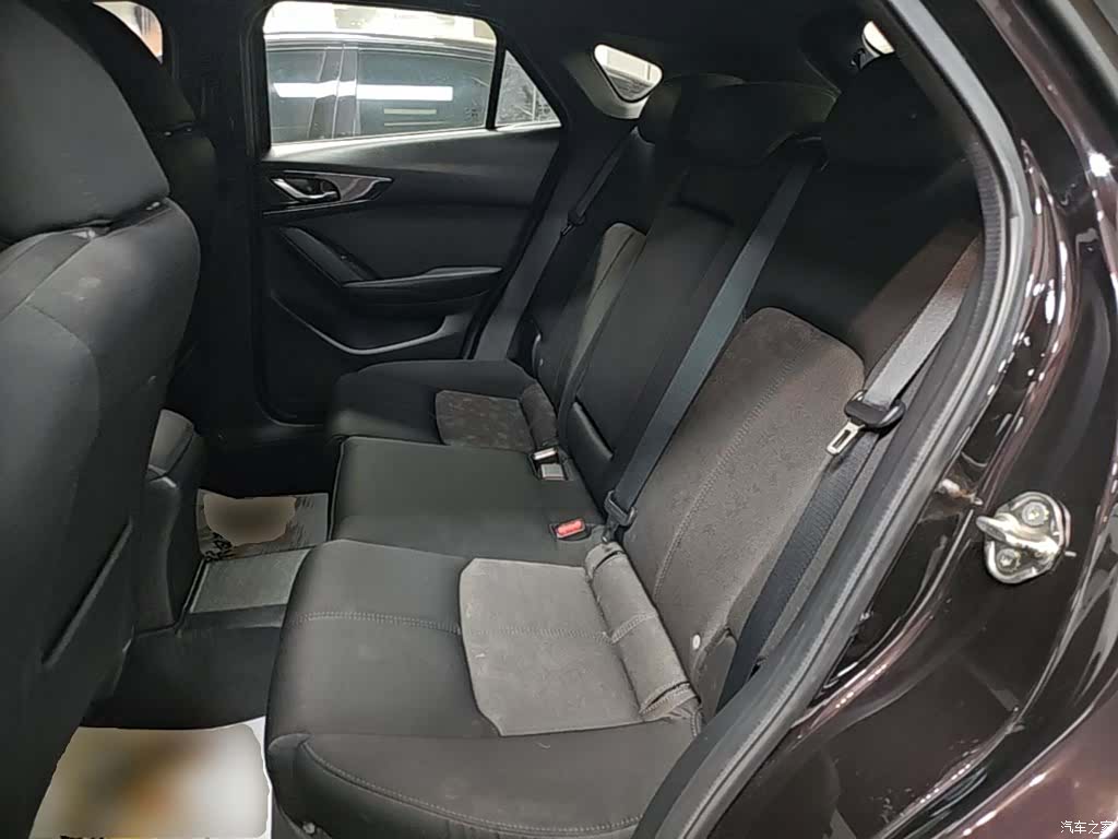 Mazda CX-4, 2021 17