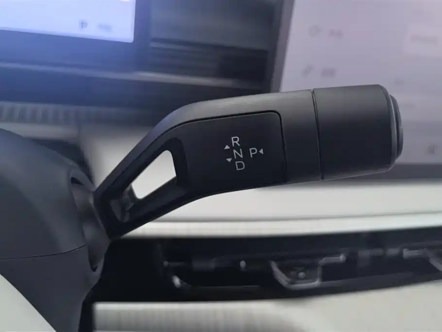 Geely Galaxy Galaxy E5