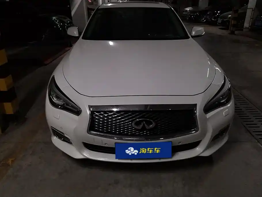 Infiniti Q50
