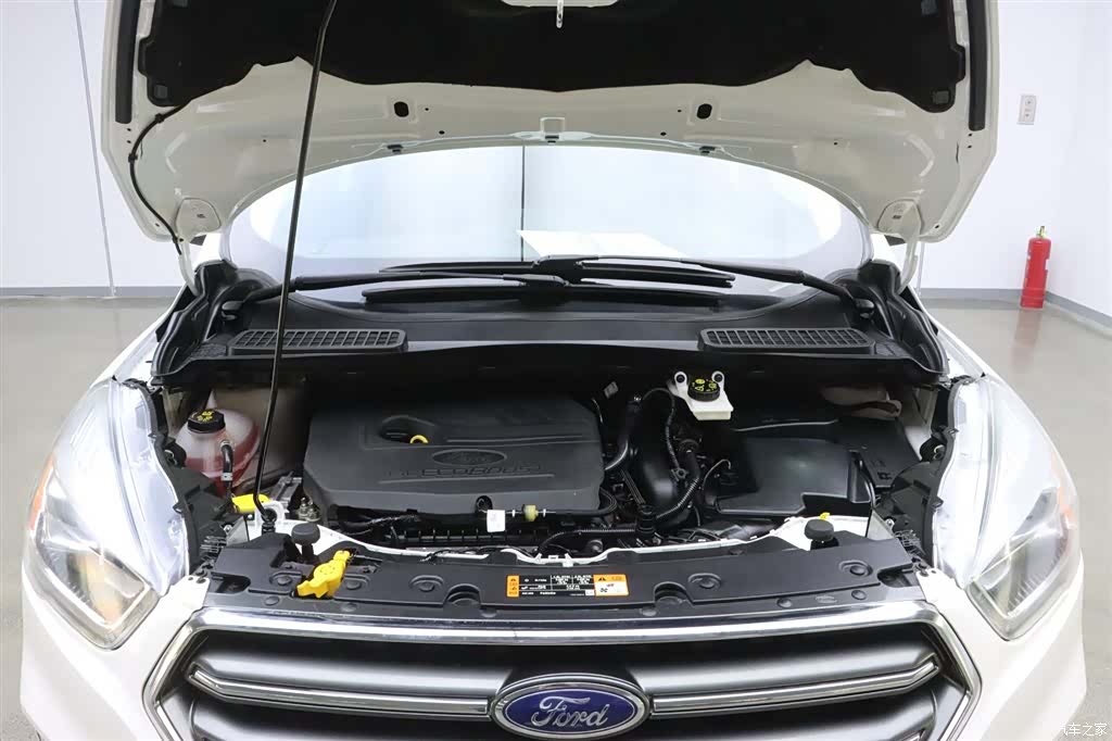 Ford Kuga, 2021 31