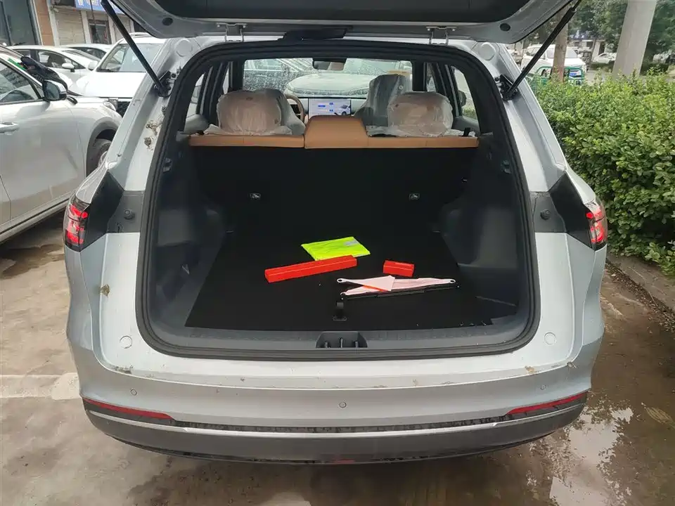 Geely Galaxy Galaxy Starship 7 EM-i