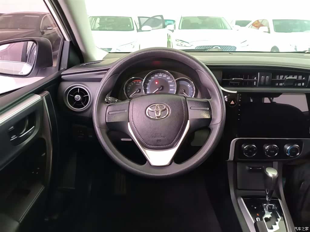 Toyota Corolla, 2018 11