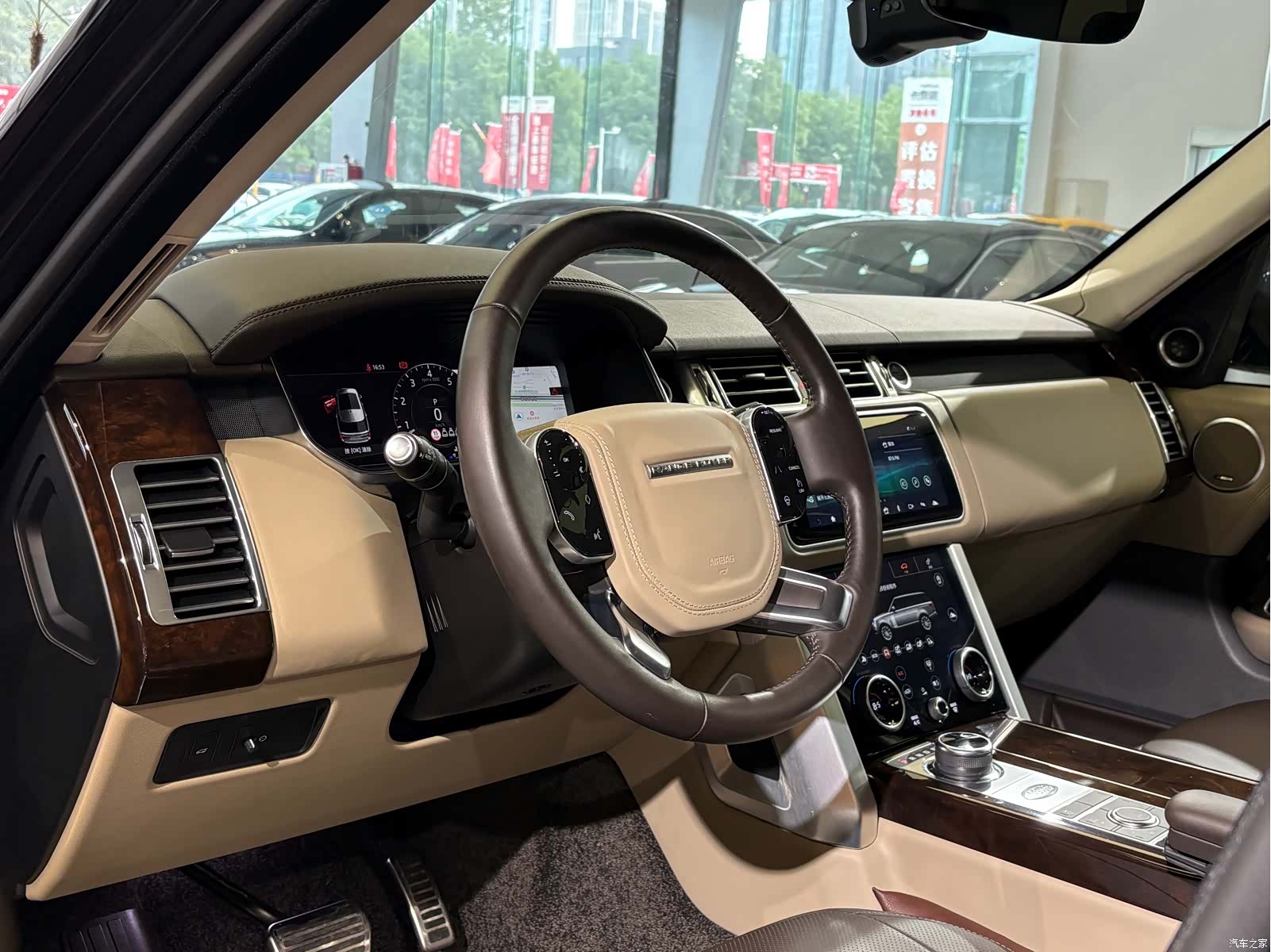 Land Rover Range Rover, 2022 11