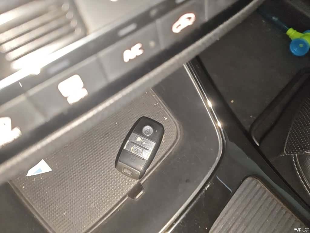 Kia K4, 2015 12