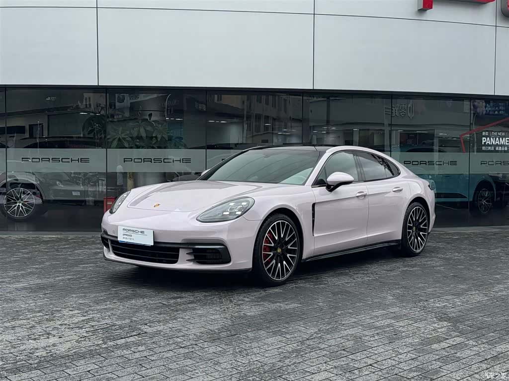 Porsche Panamera, 2020 1