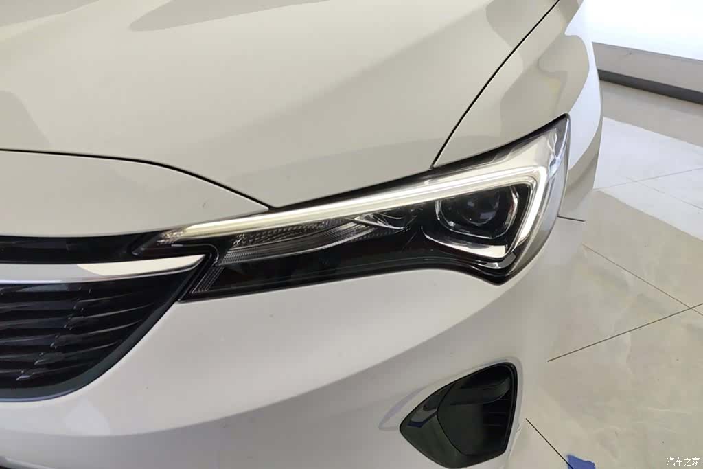 Buick Verano, 2023 все фото