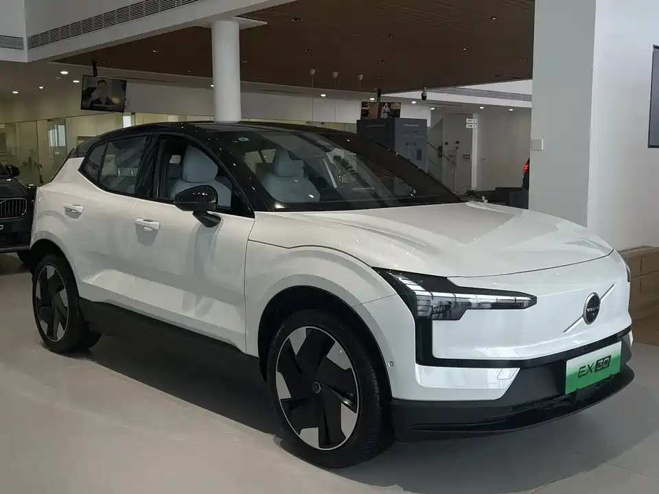 Volvo EX30